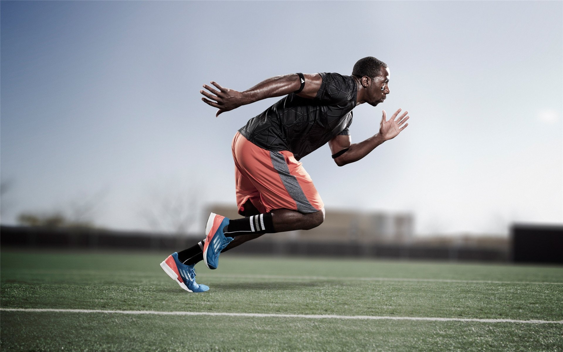 杜兰特回归赛场，大胜首场状态亮眼，皇家马德里观众沸腾！